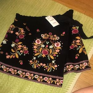 ZARA embroidered skort